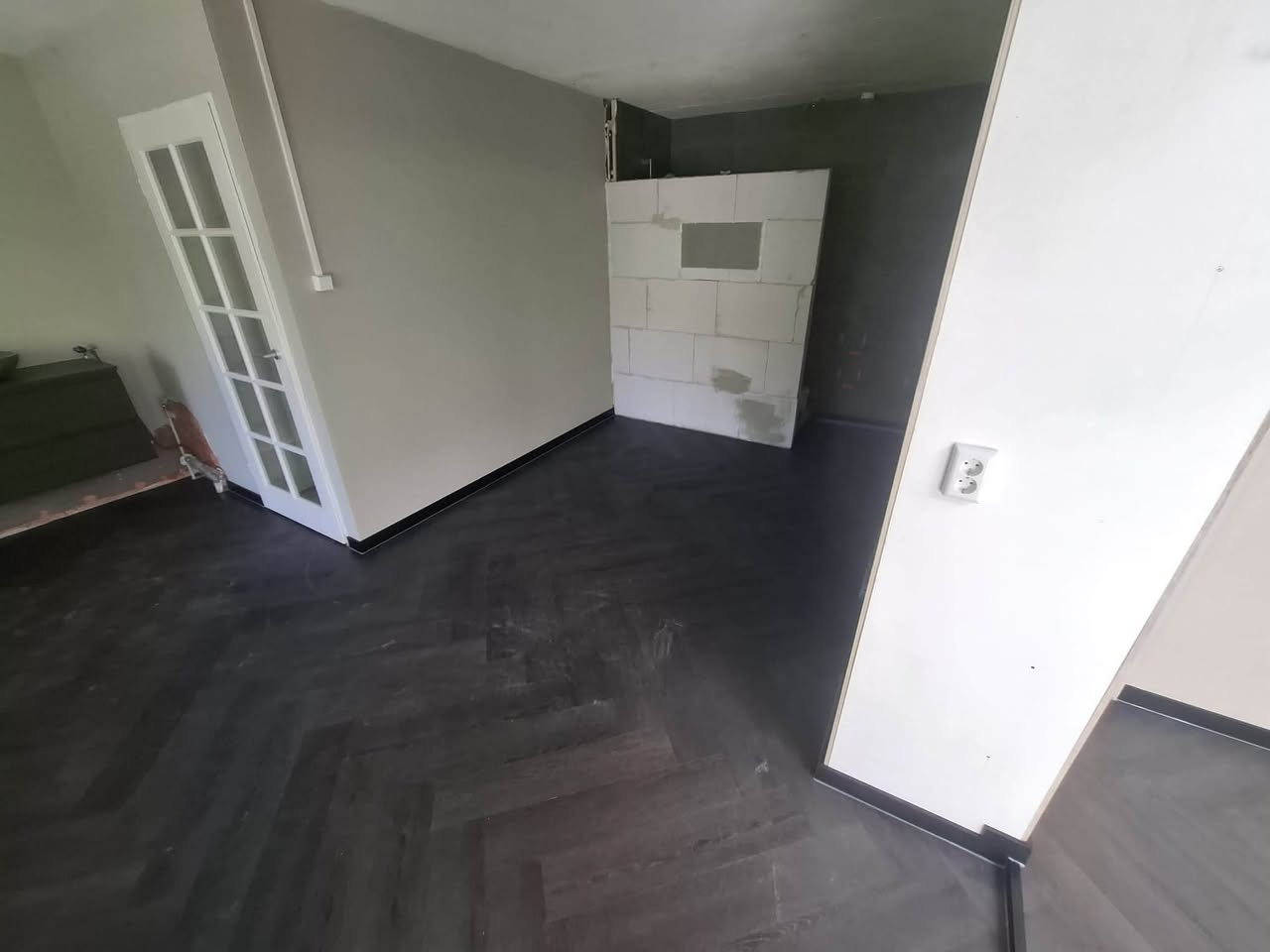 Strakke Vloer & Raamdecoratie op locatie — Veendam